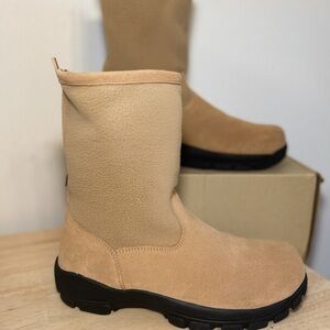 Lands' End Tan Chunky Fleece & Suede Durable & Practical Warm Boot Women’s 8.5